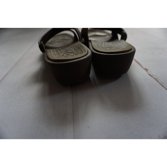 Crocs Women's Patricia Wedge Sandals in Brown - Size 8 - Picture 9 of 13